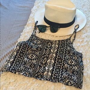 LF style crop top size small